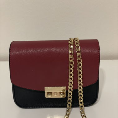 Elegante schwarz/rote Tasche