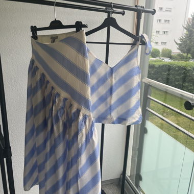 Set top in raso a righe