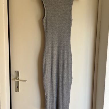 H&M Ribbed Grey Midi Dress