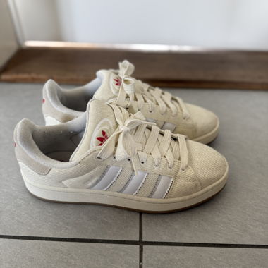 Adidas Campus