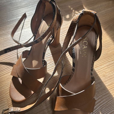Slingback Pumps with Heel