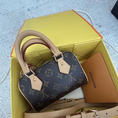 Sac louis vuitton nano spedy