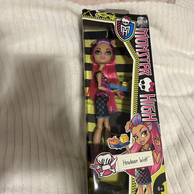 Monster High Creepateria Howleen Wolf 