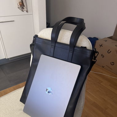 Expatrie HANDTASCHE SOPHIE mit Laptopfach