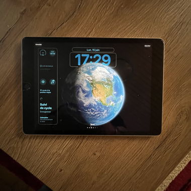 iPad tablet touch