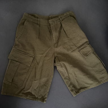 ZARA short cargo kaki vert EU 38