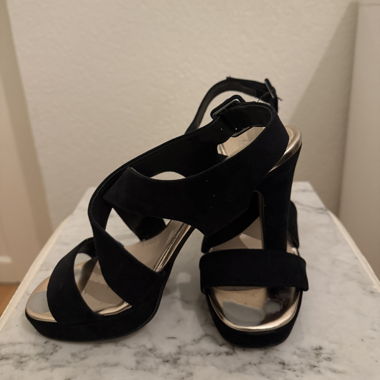 Black high heel sandals size 39