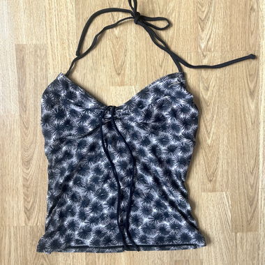 Haut à motifs