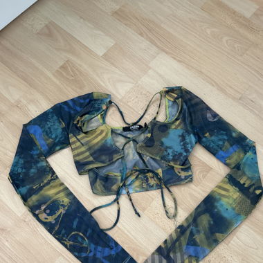 Jaden London top