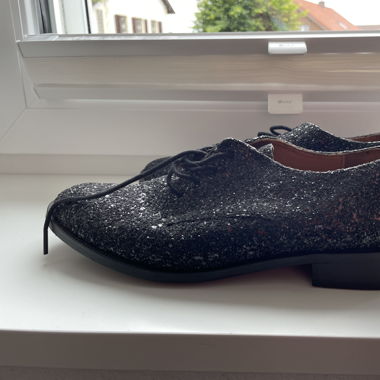 Derbies noir à paillettes 