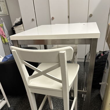 High table & chairs