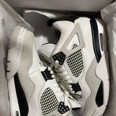 Nike Air Jordan 4 Military black 40.5