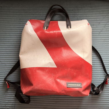 Freitag — Pete
