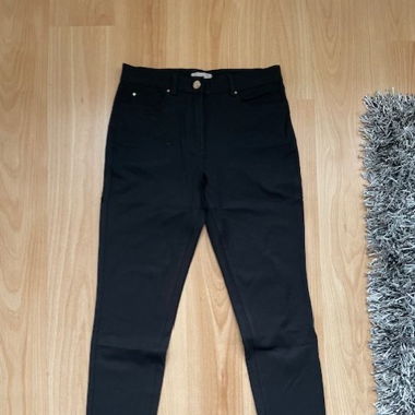 Schwarze H&M Jeans Gr 38 neu