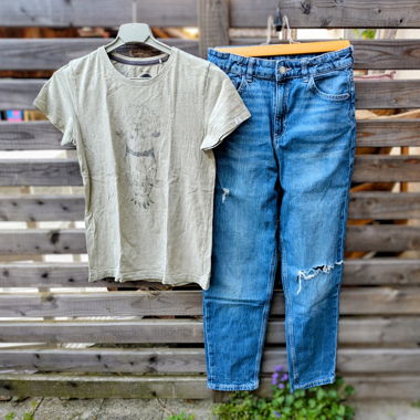 Ensemble jeans et t-shirt