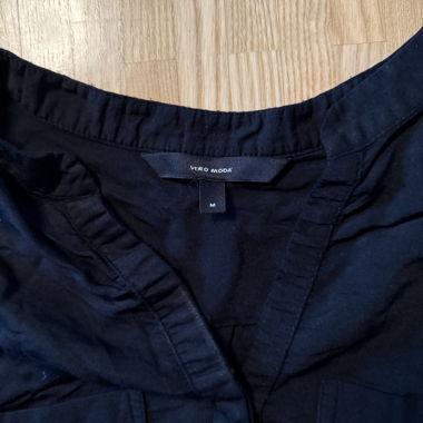 Vero Moda Black Blouse Size M