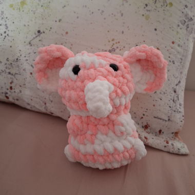 gehäkelter Elefant 