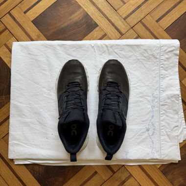 On Running Sneakers Gr. 44
