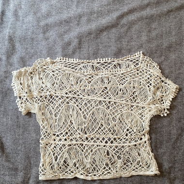 Haut en crochet 