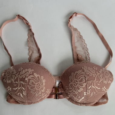 Front clipping bra