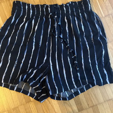 Gestreifte Shorts