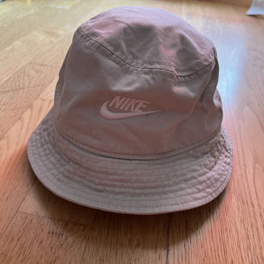 Cappello a secchiello Nike
