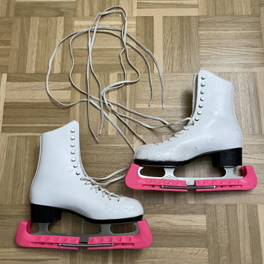 GRAF ice skates