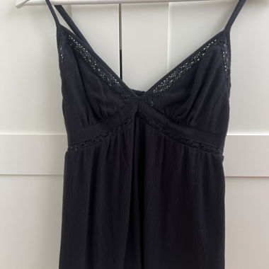 Schwarzes Spaghetti-Top