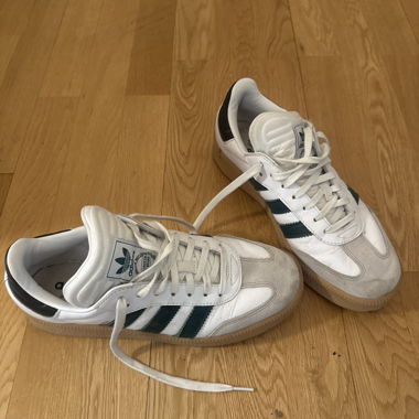 Adidas Sneaker