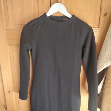 Robe noir manches longues 