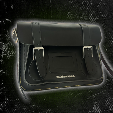 Schultertasche schwarz Dr. Martens
