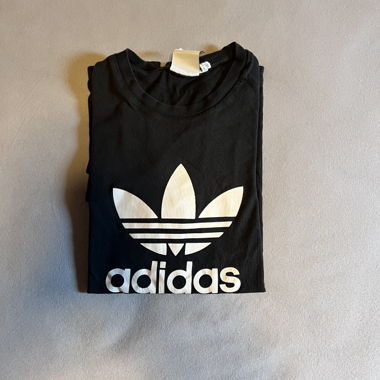 Adidas T-Shirt 