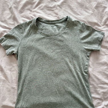 Basic grey t-shirt 