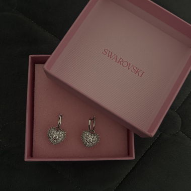 Swarovski Herz-Ohrringe mit Kristallen
