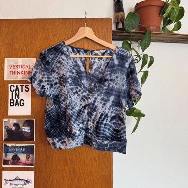 Gebatikte Kurzarm-Bluse Grösse 42