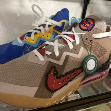 Nike Looneytunes