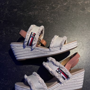 Tommy Hilfiger Sandalen grösse 38