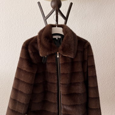 Veste en fourrure synthétique marron