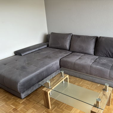 Schlafsofa mit Tisch