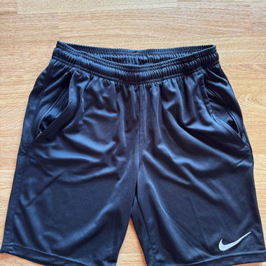 Kurze Sporthosen Nike mit Reissverschluss