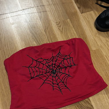 heart spiderweb cropped top