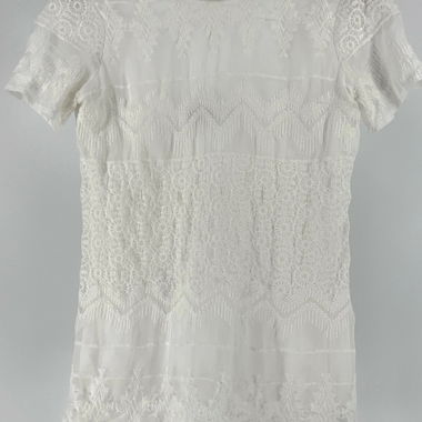 Robe blanche en dentelle XS