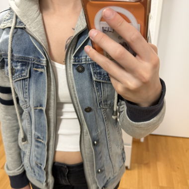 Denimjacke mit Kapuze, Grösse M