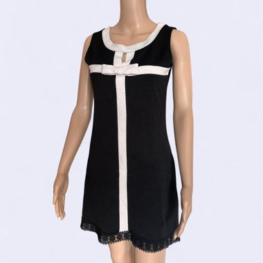 Fiocco per abiti in pizzo elegante su misura