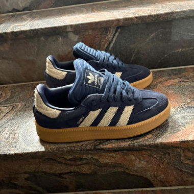 Adidas Samba Sneakers