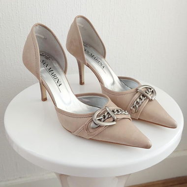 Y2K POINTY HEELS