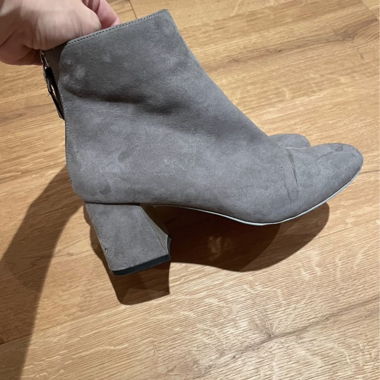 Grey Stiefel Boots from Reserved