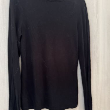 Top nero collo alto