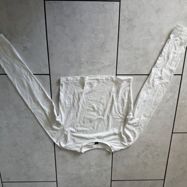 Weisses Langarmshirt