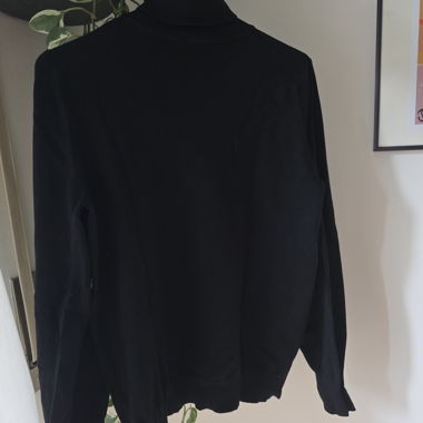Eleganter Turtle Neck Pullover - Schwarz (wie neu)